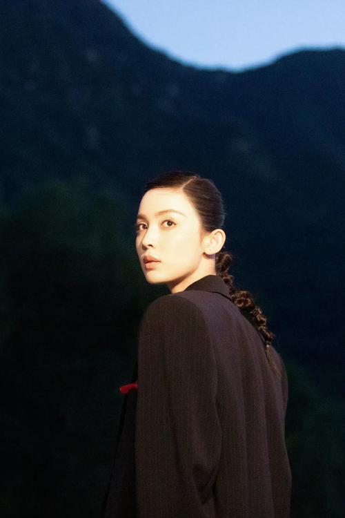 《原始传奇》娜扎空降沙城化身心理咨询师,你也赶快来测测吧!