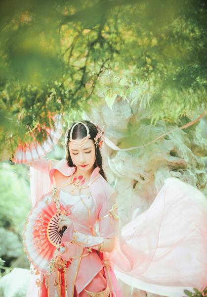 留春一枝独芬芳 《剑网3》靓丽眼饰来袭