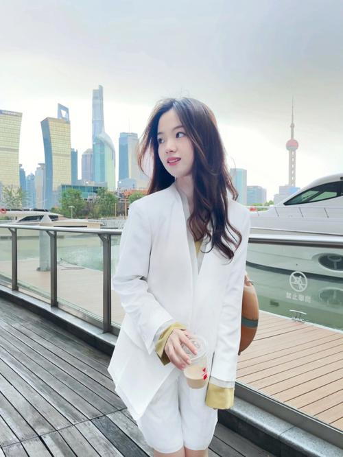 踏马江湖：税务司入职新员工？冷傲美女化身职场大魔王！